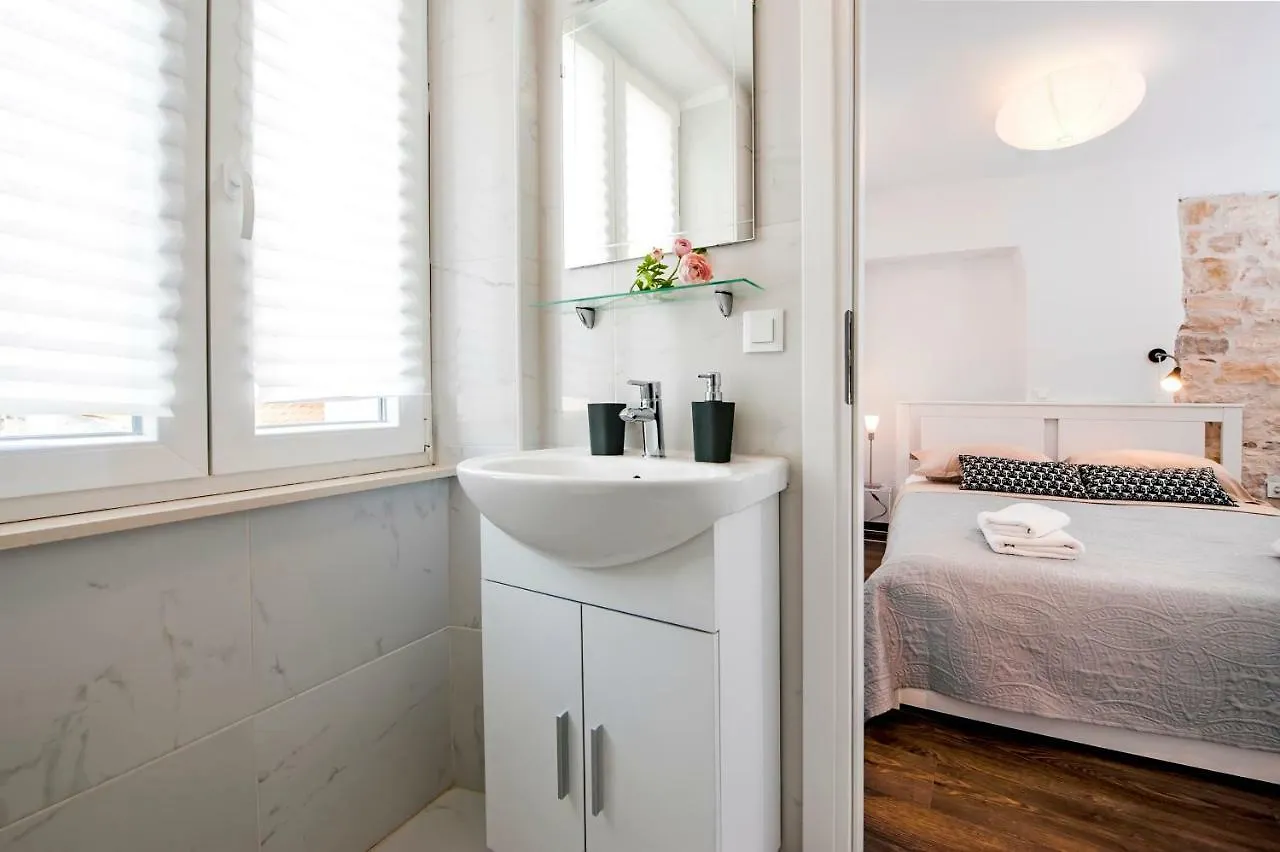 Pisinium Studios Rovinj 0*,  Kroatië