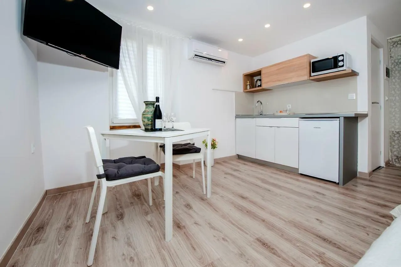 Appartement Pisinium Studios Rovinj